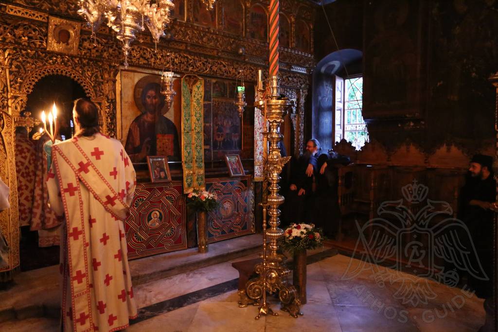 Служба в афонском монастыре